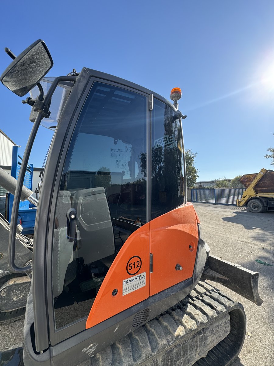 Teinte vitres chargeuse — Teintée + PACA