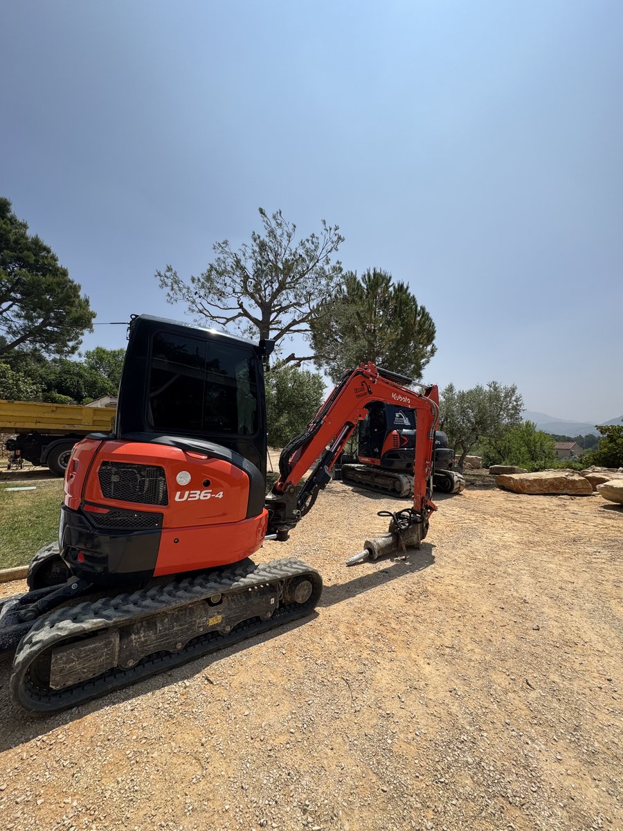 Film teinté engin de chantier — atelier Pertuis Teintée +