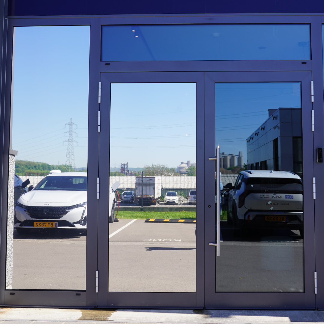 Film miroir sans tain à La Roque-sur-Pernes — Teintée +