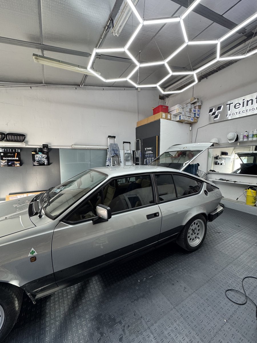 Vitres teintées professionnel PACA — Teintée + Pertuis