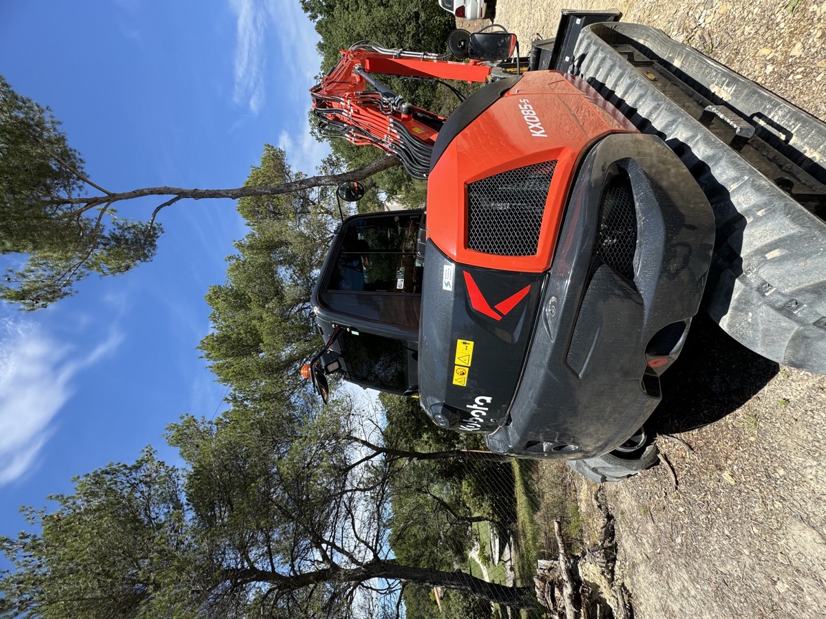 Film solaire sur cabine d'engin de chantier — Teintée + PACA