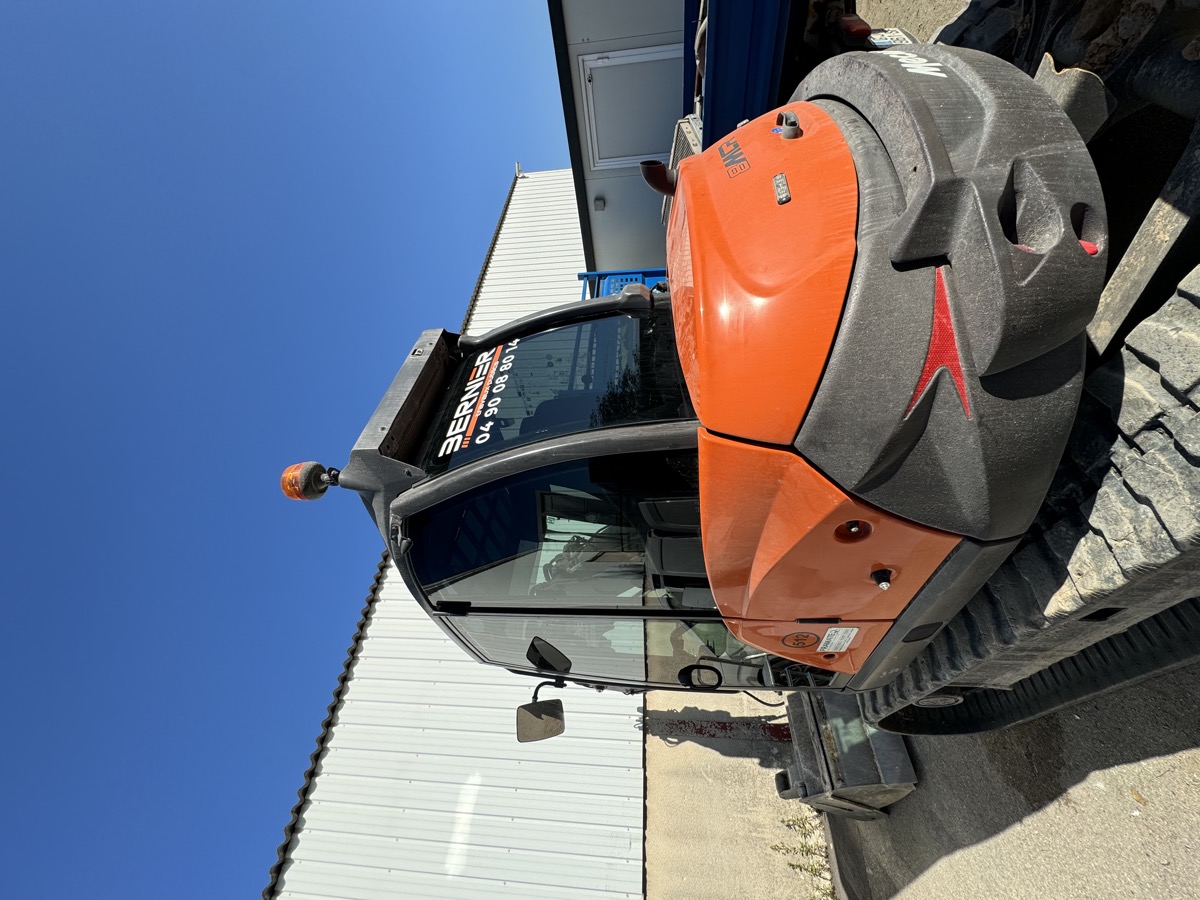 Film solaire sur cabine d'engin de chantier — Teintée + PACA