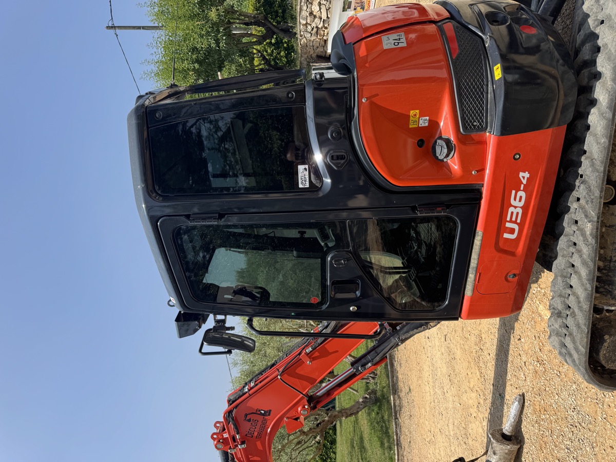 Film solaire sur cabine d'engin de chantier — Teintée + PACA