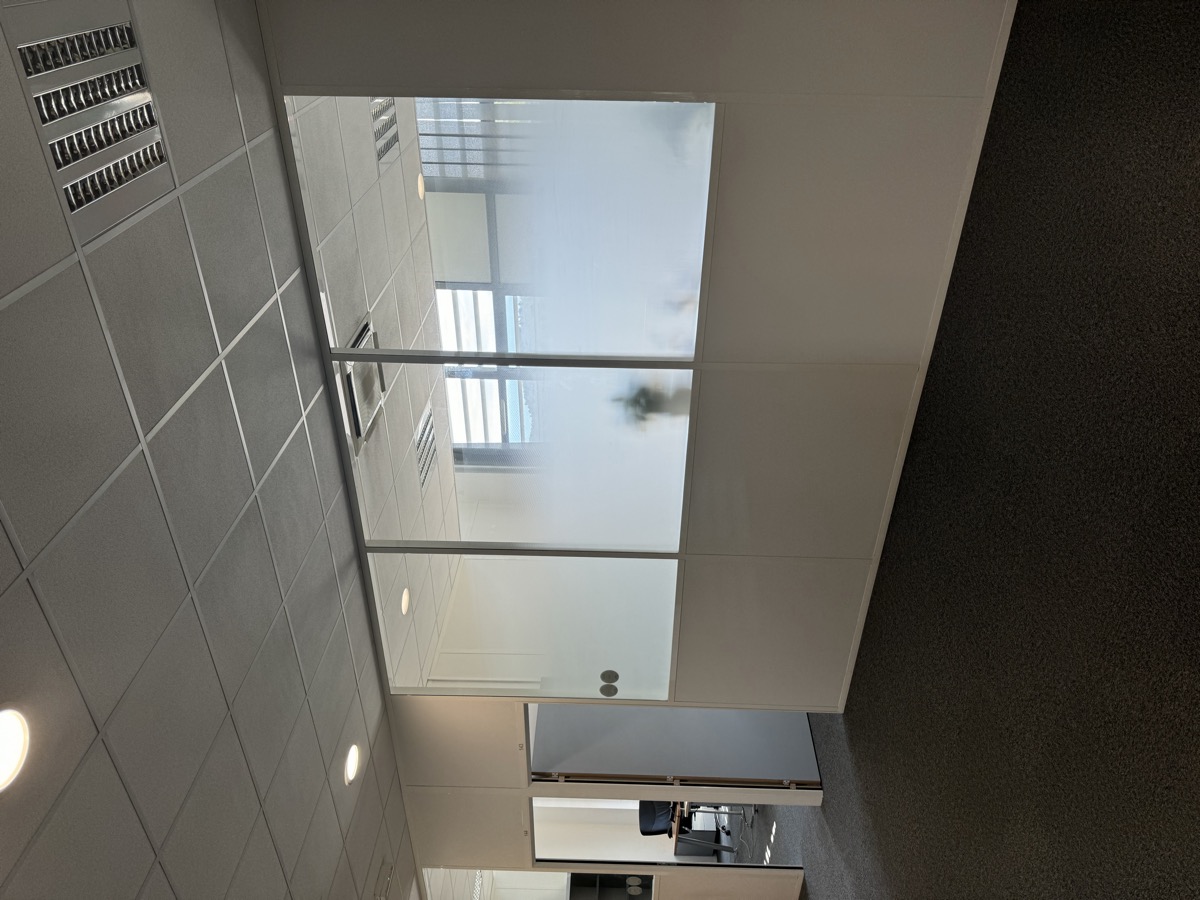 Film décoratif sur vitrage intérieur — Teintée + PACA