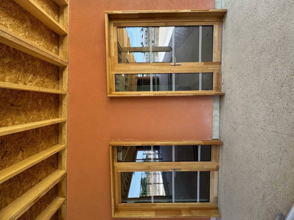 Bandes de signalétique ERP sur vitrage — Teintée + PACA