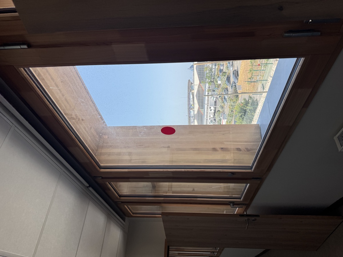 Bandes de signalétique ERP sur vitrage — Teintée + PACA