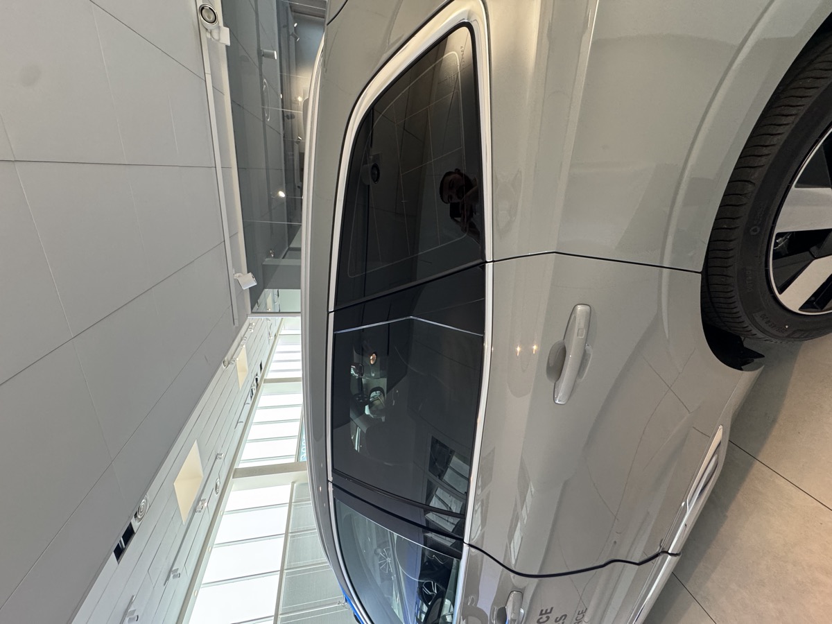 Vitres teintées véhicule — pose professionnelle PACA — Teintée +