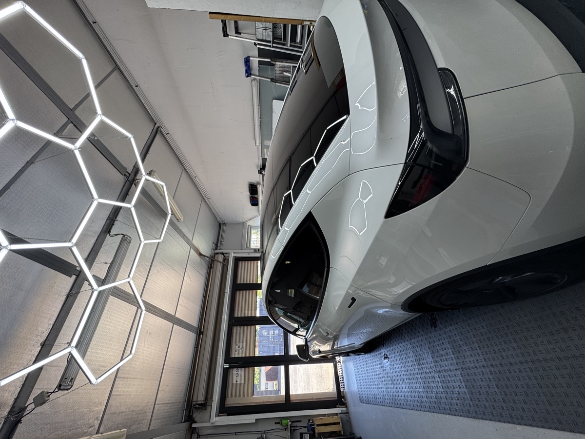 Vitres teintées véhicule — pose professionnelle PACA — Teintée +