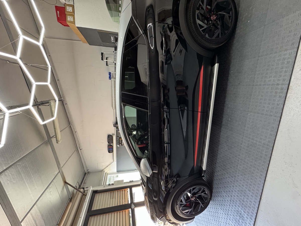 Vitres teintées véhicule — pose professionnelle PACA — Teintée +